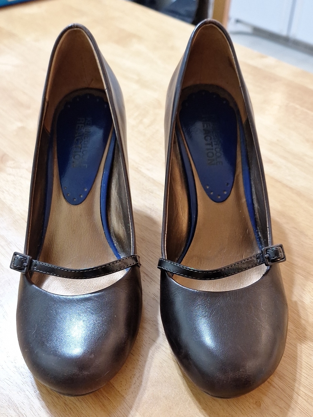 Kenneth Cole Reaction Dark Brown Mary Jane Pumps